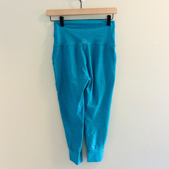 Beyond Yoga Spacedye Commuter Midi Leggings Size Medium Peacock Blue Heather Gym - Picture 8 of 14